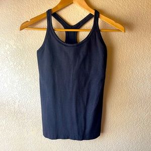 Lululemon tank top!